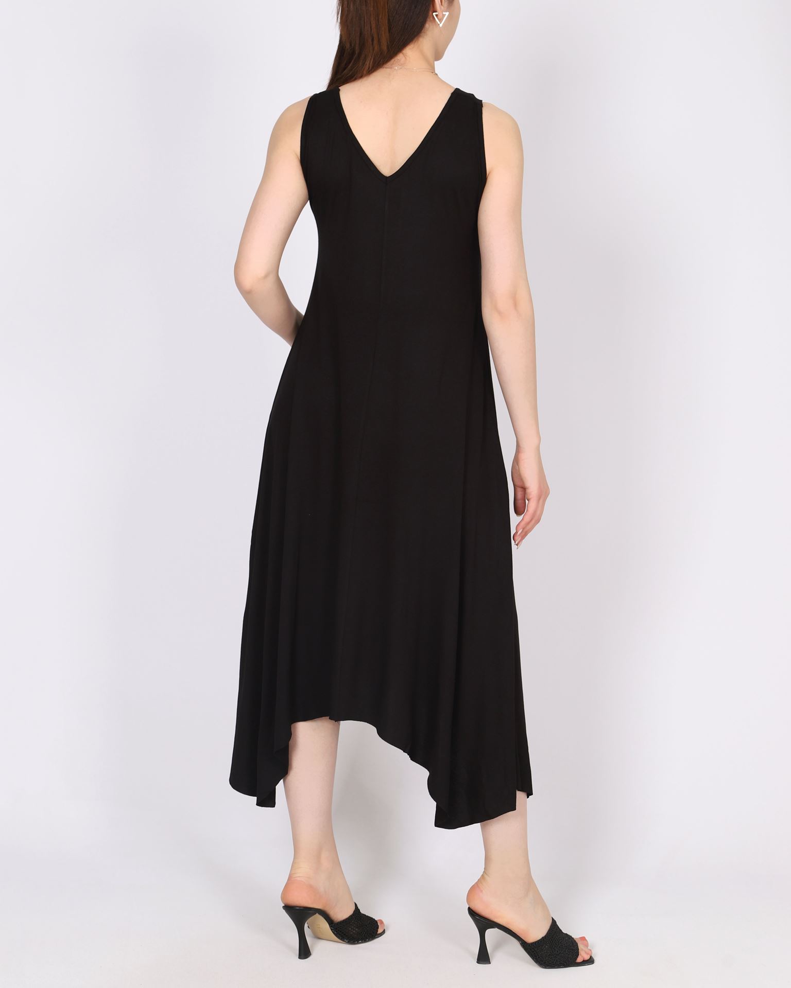 Siyah Omuz Aksesuarlı Elbise ELB1018